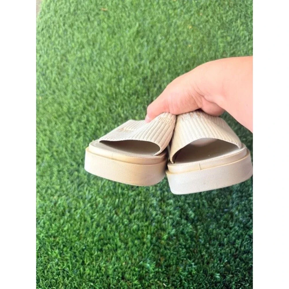 women's sandals true religion